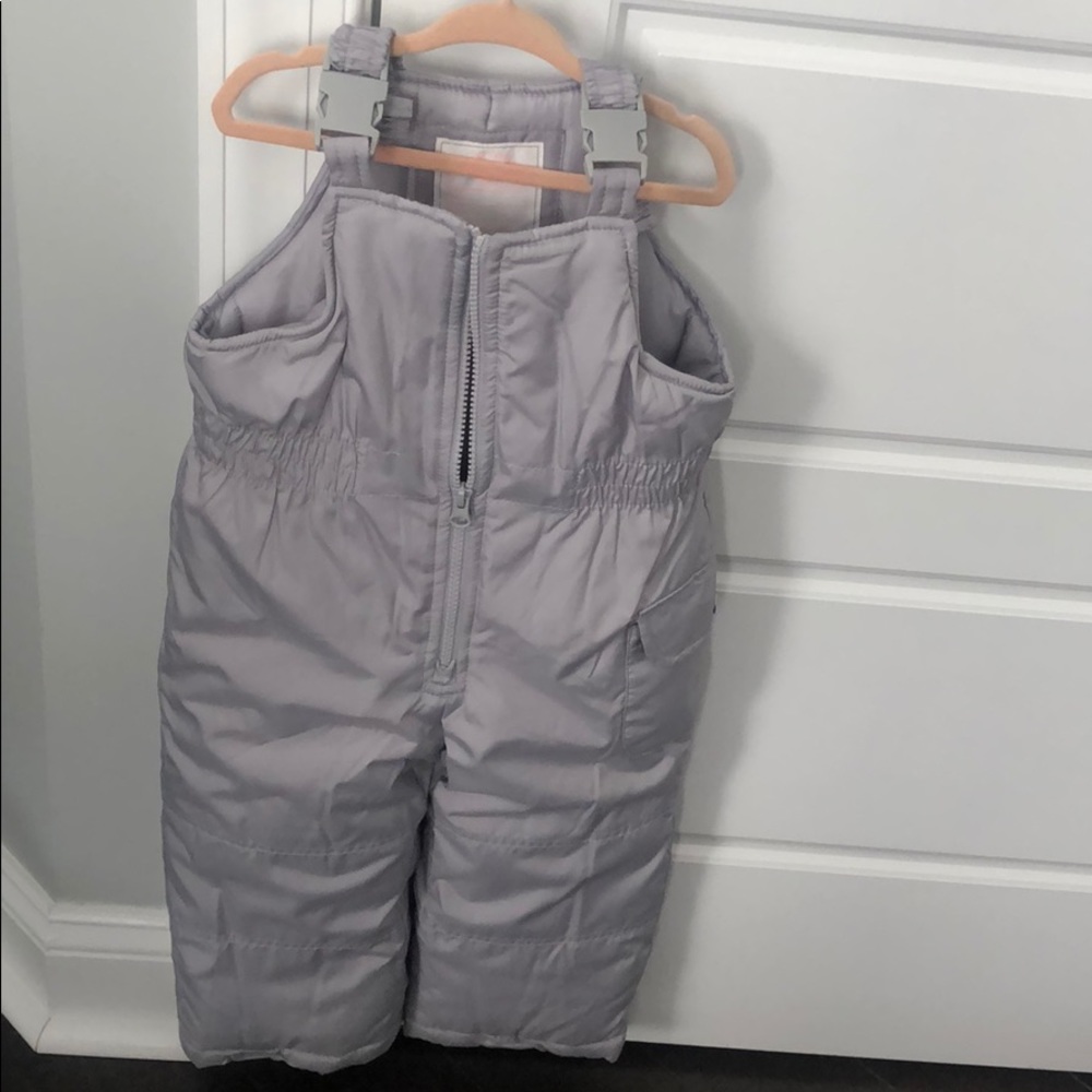 Carters light gray snow suit size 4T